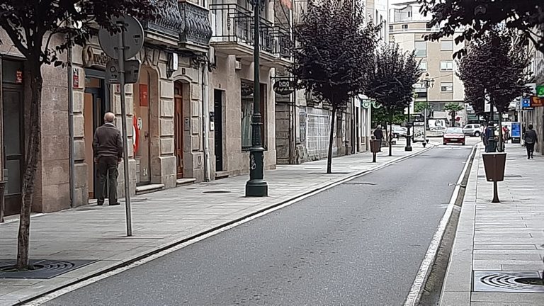 Redondela renova e moderniza o seu mobiliario urbano