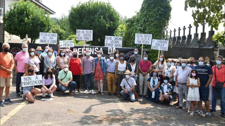 Éxito na concentración do domingo da Plataforma en defensa da Sanidade Pública de Tomiño