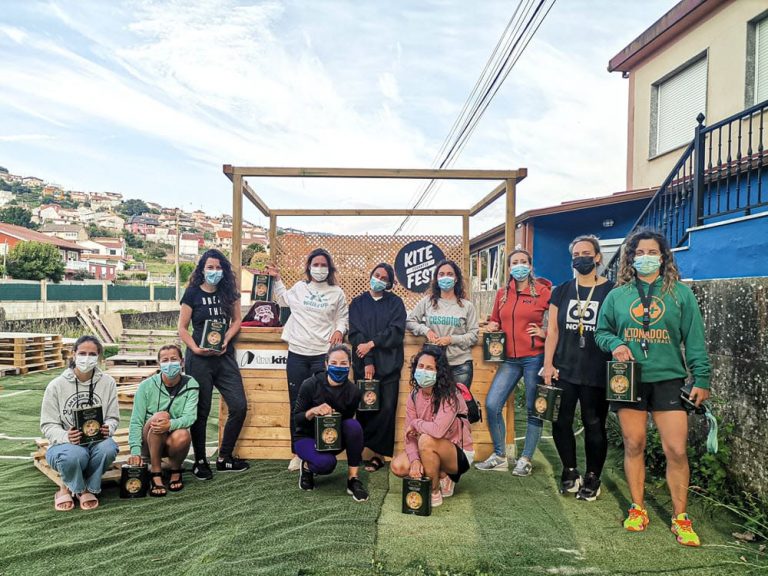 O TMKiteClub aposta polo deporte feminino coa primeira Master Class de kitesurf para mulleres