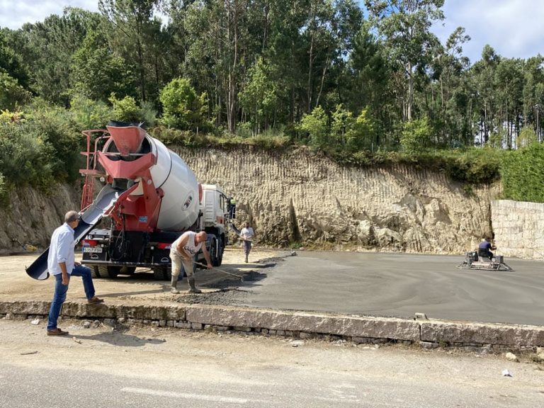Nigrán inviste no formigonado e pulido do novo Torreiro de Parada