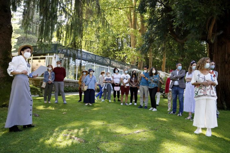 As visitas caracterizadas e teatralizadas ao Castelo de Soutomaior suman xa preto de 3.400 asistentes