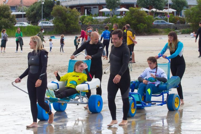 Nigrán fai historia ao coronar en Patos aos vencedores do Campionato de España de Surf Adaptado