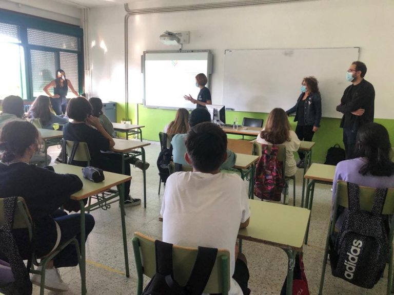 O Porriño promove clases de ciberseguridade entre o alumnado