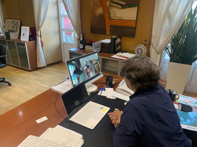 Concello do Porriño e ADIF manteñen unha reunión sobre o proxecto de supresión do paso a nivel