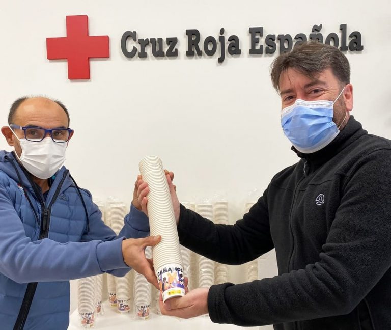 A Asociación de Hostaleiros de Ponteareas adhírese á campaña “Aquí  gañamos  tod+s”