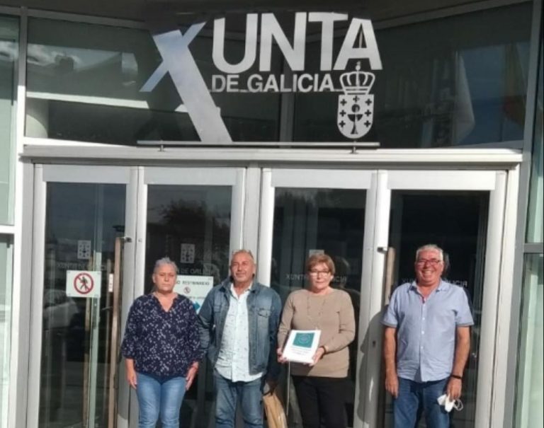 A Plataforma Veciñal en Defensa da Sanidade Pública de Tomiño presenta máis de 3.000 firmas en demanda dunha asistencia sanitaria digna