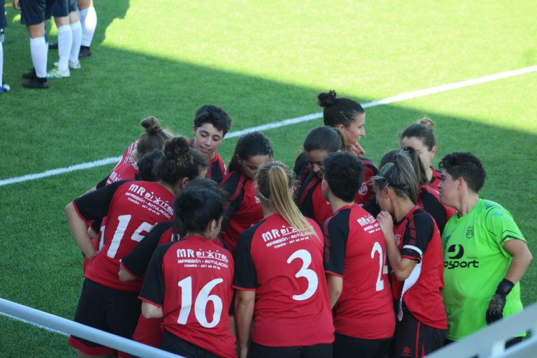 Os campos de fútbol de Tomiño volven á competición mellorados