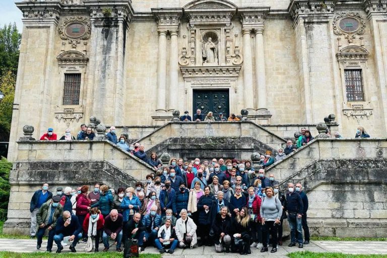Un total de 156 maiores de Nigrán visitan o Cebreiro ao abeiro do programa de Turismo Social