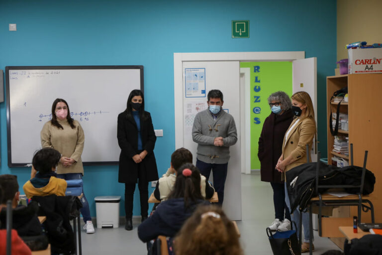 O GDR Condado Paradanta organiza parladoiros nos colexios para tratar a violencia de xénero