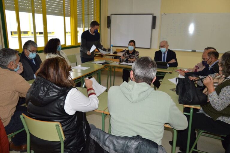 Mos traballa para iniciar o vindeiro curso un FP Básico de comercio e loxística