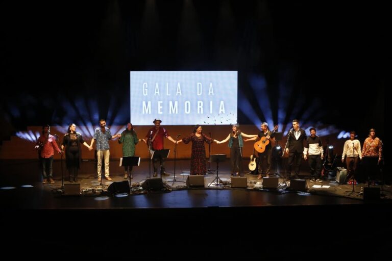 A ‘Gala da Memoria’ da Deputación reivindica a memoria histórica con música comprometida