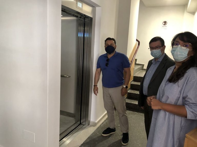 Gondomar soluciona a accesibilidade da Casa da Cultura coa axuda da Deputación