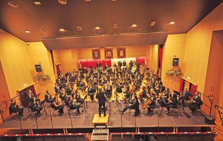 A Agrupación Musical do Rosal celebra o seu festival de Nadal este sábado