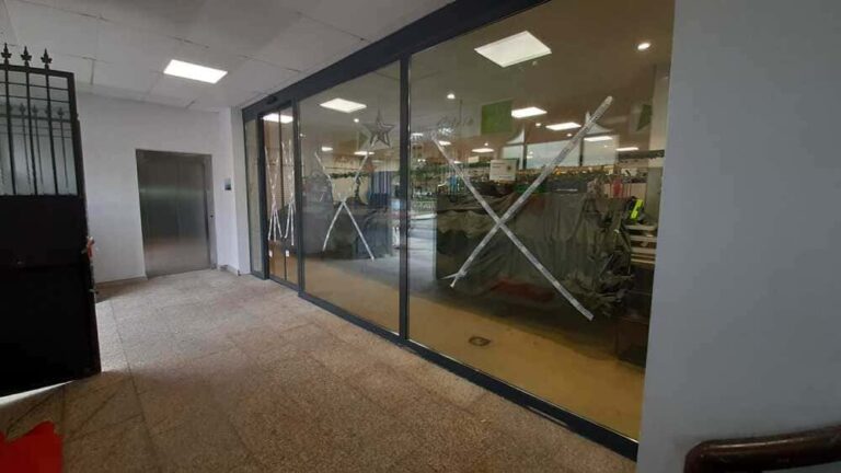 O Goberno redondelán mellora a accesibilidade da Praza de Abastos coa instalación dun ascensor