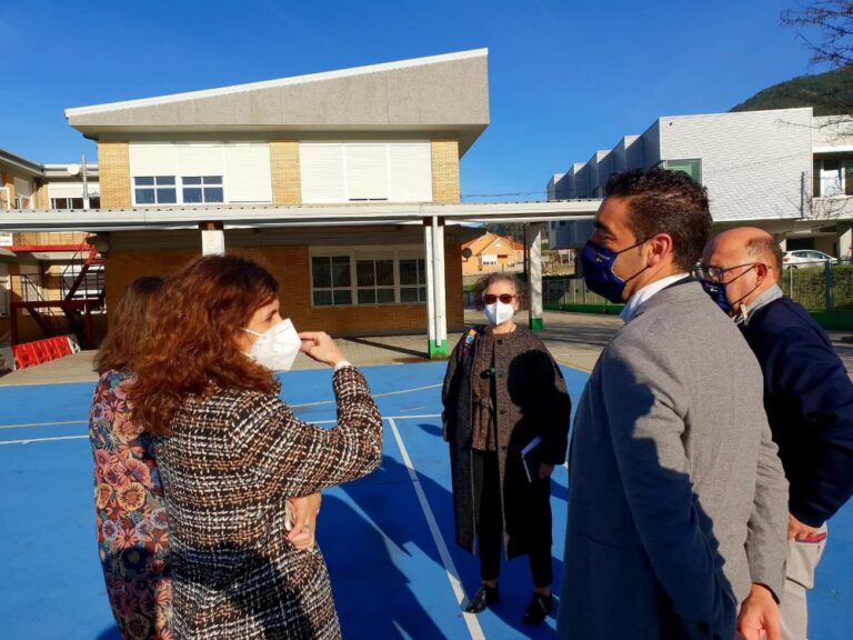 A Xunta renova a cuberta e fontanería do CEIP Mestre Manuel García de Oia