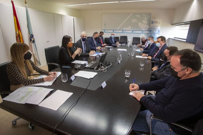 A Xunta aposta pola formación para preparar o sector naval ante a transformación dixital