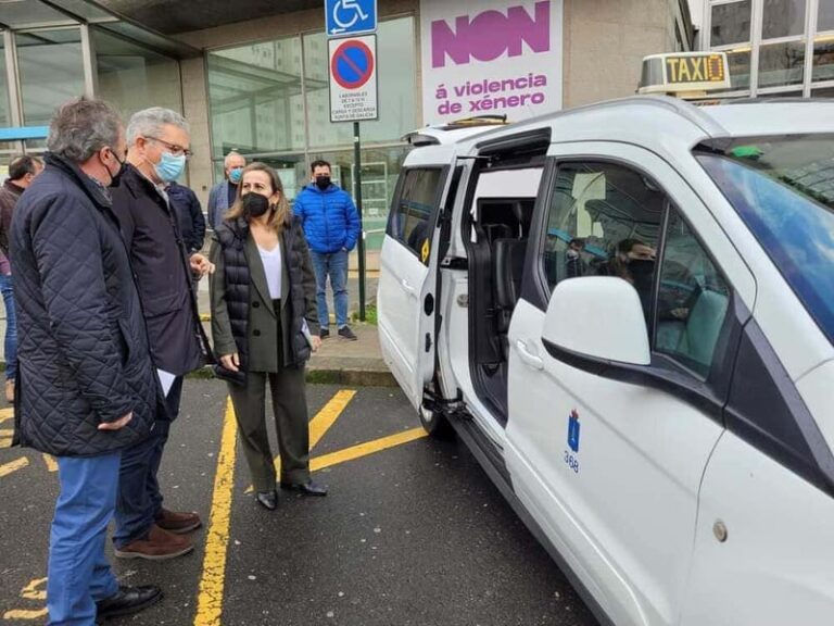 A Xunta apoia ao sector do taxi cunha nova liña de axudas para comprar vehículos adaptados e de baixas emisións