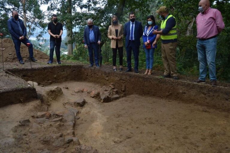 A Xunta financiará a segunda fase da prospección arqueolóxica do Castro de Pereiras en Mos