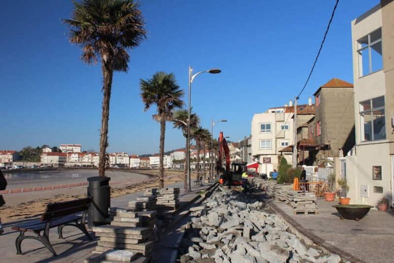 Nigrán inicia as obras de renovación da zona de rodadura do paseo de Panxón