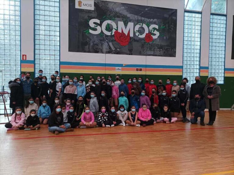 Mos sumérxese na patinaxe artística internacional de alto nivel