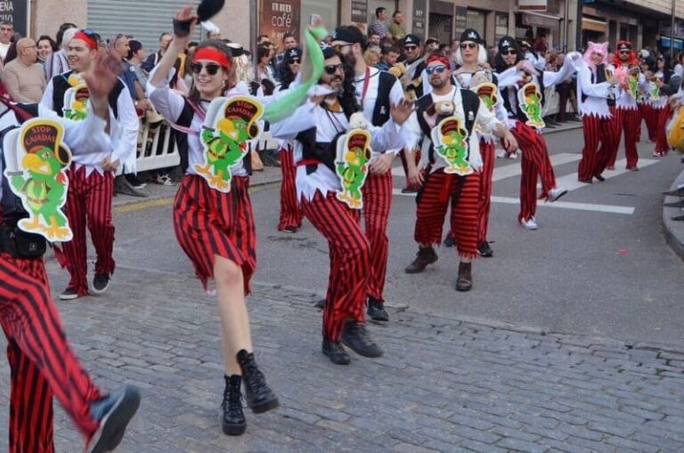 Aberto o prazo de inscrición para o XXIV Desfile de Carrozas e Comparsas de Salceda