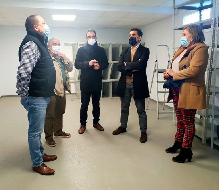 A Xunta impulsa o novo local de axuda no fogar de Mondariz e o ecoparque do Rosal
