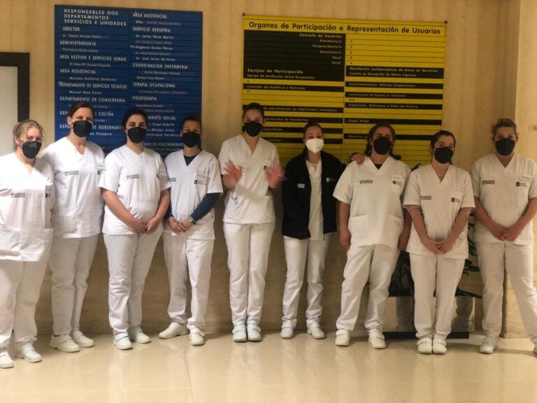 As alumnas da especialidade de Socio Sanitaria do obradoiro de emprego de Ponteareas comezan as súas prácticas