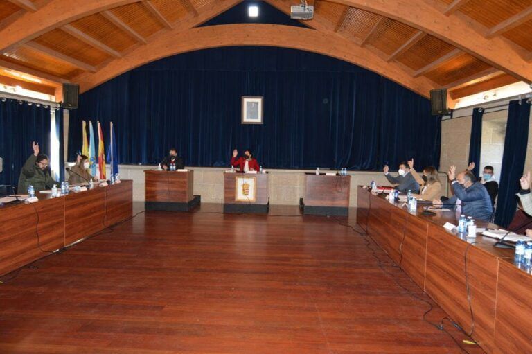 Aprobado por unanimidade o IV Plan de Igualdade e rexeitamento unánime do concerto en Mos de Kaydy Cain