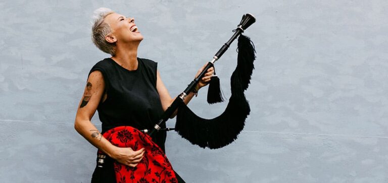 A gaita de Susana Seivane sorará no Porriño en homenaxe a Rosalía