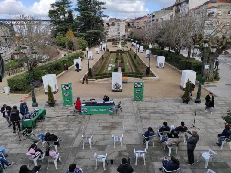 A inauguración de ‘Conquistadoras’ na Alameda Castelao abre a programación do 8M de Redondela
