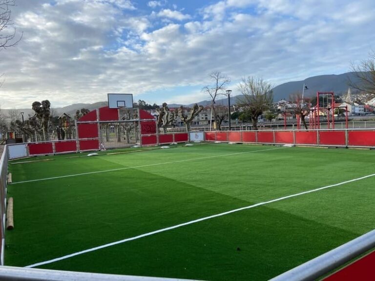 Nigrán inviste na mellora da pista multideportes da Alameda de A Ramallosa