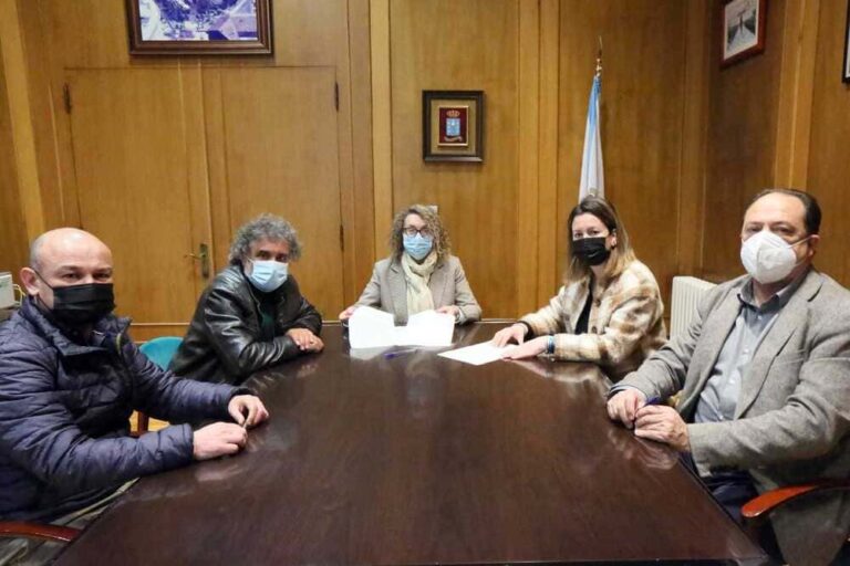Alcaldes do Condado-Paradanta urxen á Xunta unha reunión para tratar a situación da Atención Primaria na comarca