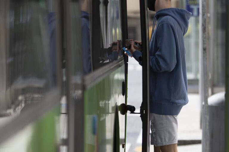 A Xunta reforza desde este xoves o transporte público aos institutos de Baiona e O Rosal e ao Centro de Saúde de Nigrán