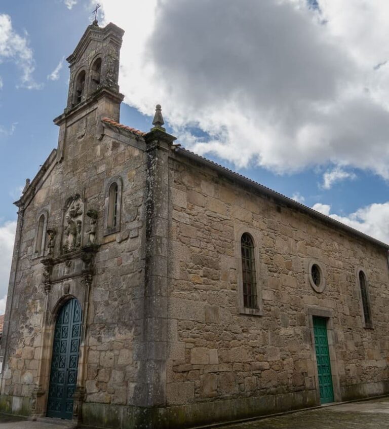 A visita aos Monumentos e as procesións dos Pasos e do Santo Enterro actos centrais da Semana Santa en Tui