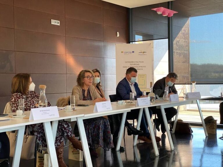 A alcaldesa de Ponteareas, nova presidenta do grupo de Sustentabilidade Urbana do Eixo Atlántico