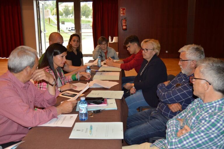 Mos asina os convenios cos clubes deportivos locais