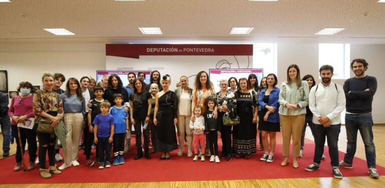 Inaugurada a exposición “Ilustrando Rías Baixas”