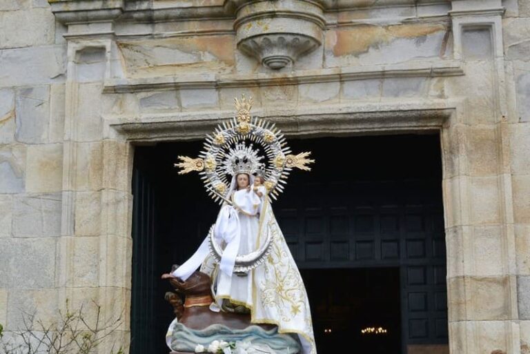 Este luns, día da Virxe do Mar, festivo local en Oia