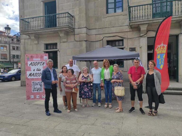 Éxito da xornada de concienciación para a adopción de cans organizada polo Concello de Redondela e CAAN