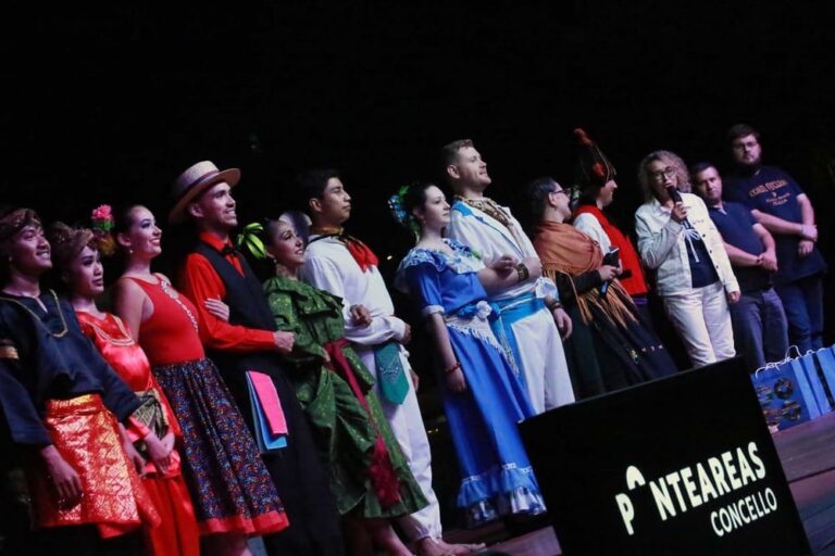 Éxito de participación na oitava edición do festival Danzando entre Culturas