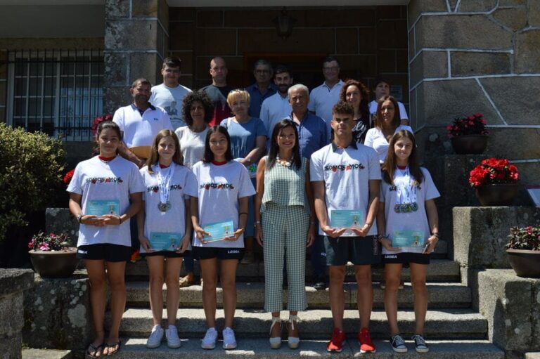 O Club Natación Mos pecha a súa participación no Campionato Galego con dez medallas