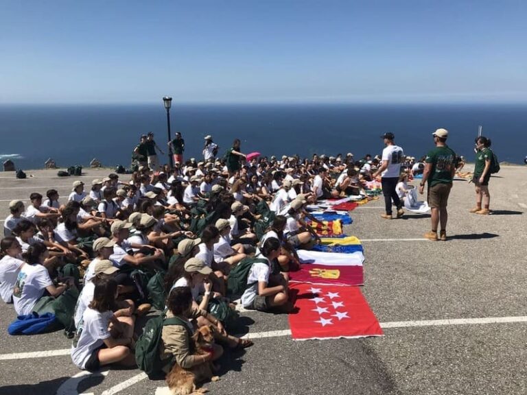 150 xoves da Ruta Quetzal visitan o Monte Santa Trega