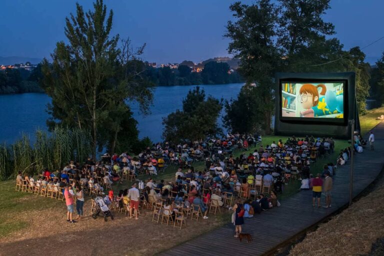 A película Arrietty chega este venres 12 de agosto ao Paseo Fluvial