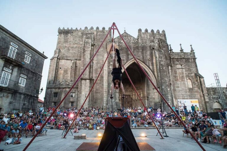O público aplaudiu a segunda edición do FIAR na Eurocidade Tui-Valença