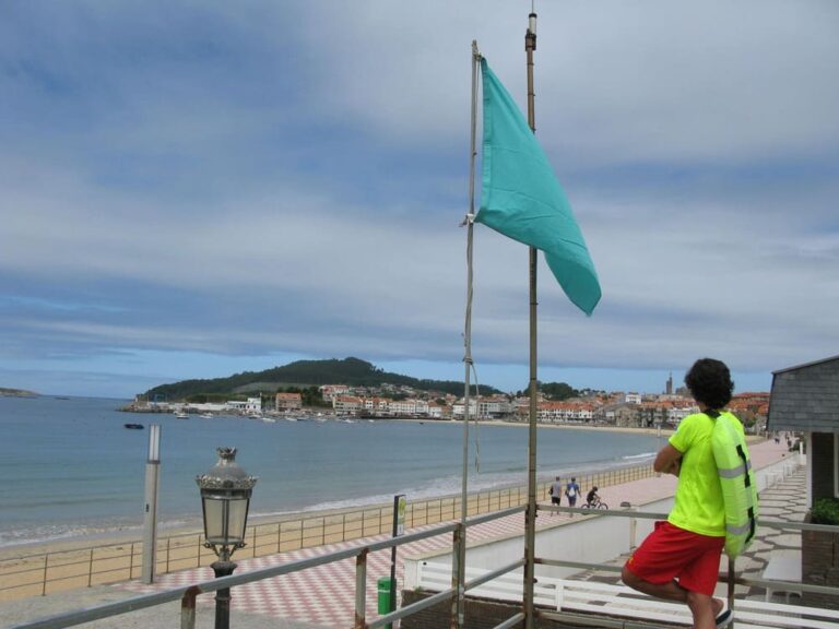 Nigrán e Baiona amplían o servizo de socorrismo ata o 15 de setembro