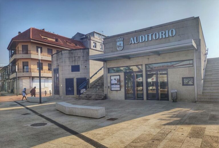 O auditorio reabre as súas portas cunha homenaxe a Reveriano Soutullo e o monólogo de Federico Pérez