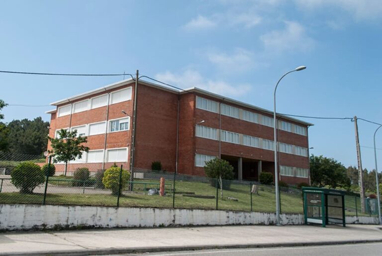 O Concello de Baiona ultima os traballos de posta a punto dos colexios cara ao novo curso