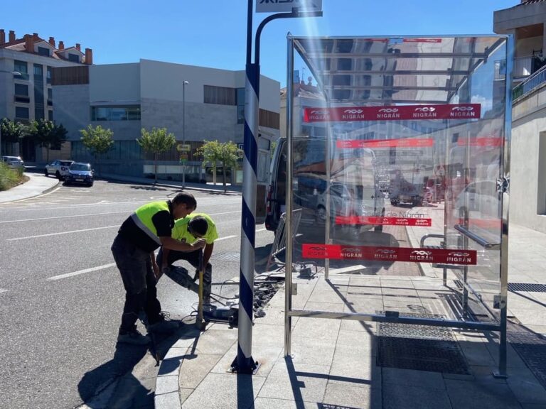 Nigrán continúa coa instalación de marquesinas 100 % accesibles