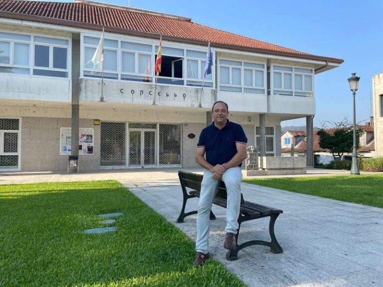 Mondariz licita o cambio a LED de todo o seu alumeado público