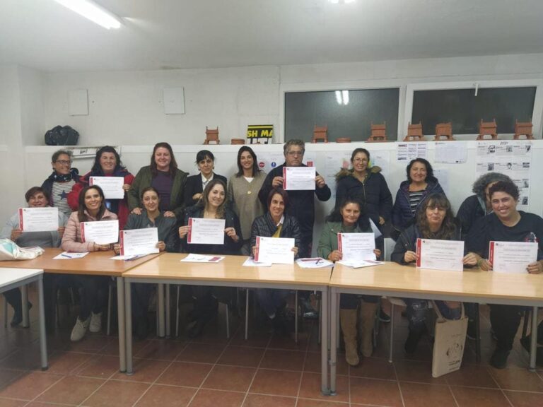 Femupo imparte un curso de “Manipulador de alimentos” en Baiona